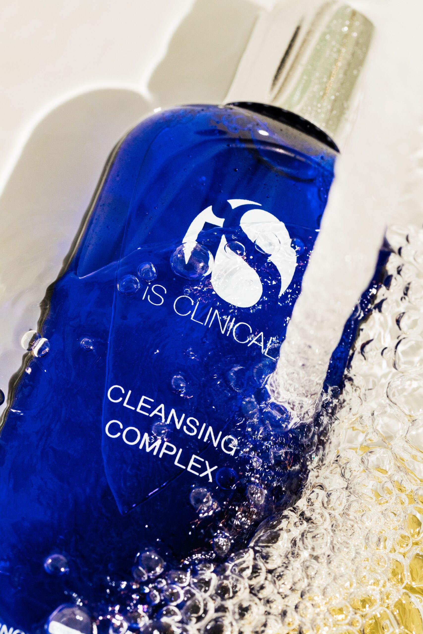 IS clinical Cleansing Complex